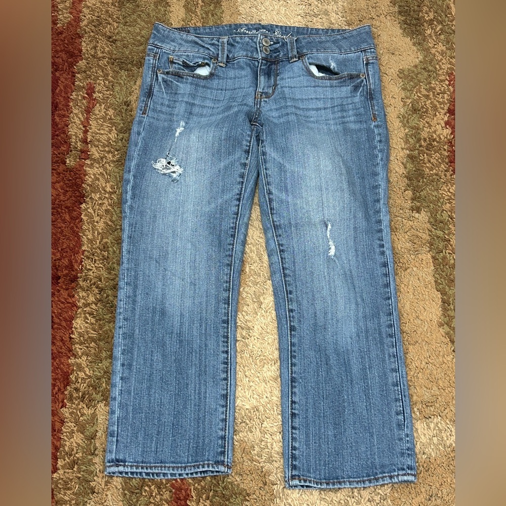 AMERICAN EAGLE JEANS